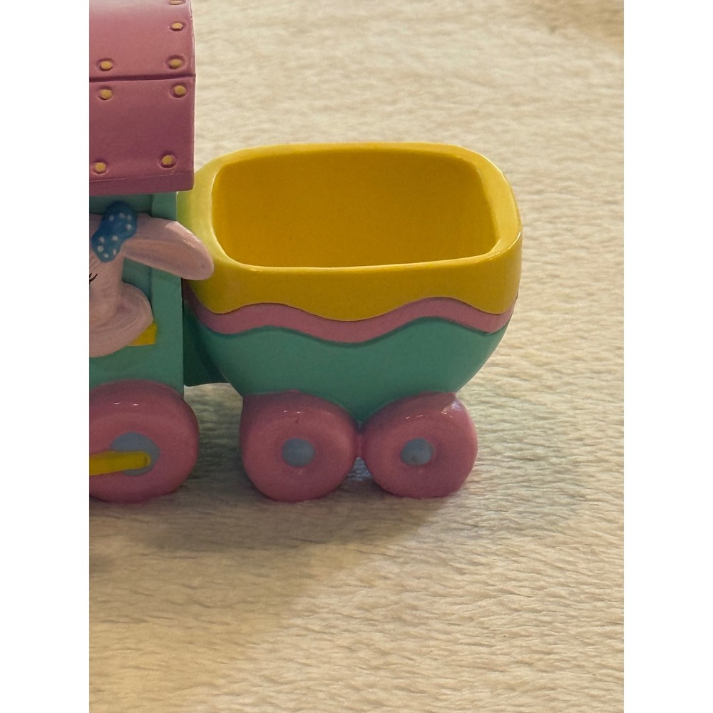 Vintage 1993 Hallmark Binney & Smith Easter Bunny Train Figurine Pastel 2 Piece - Picture 6 of 7